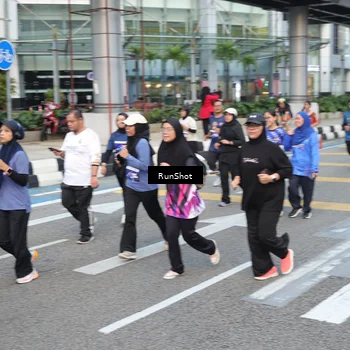 Runner Photo 4497135