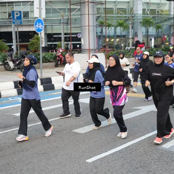 Runner Photo 4497200