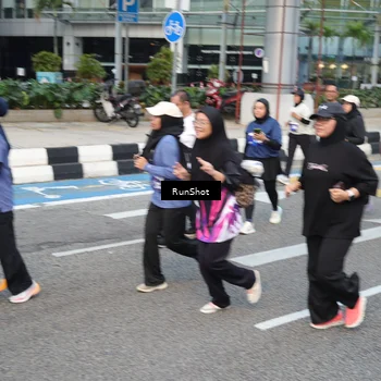 Runner Photo 4497250