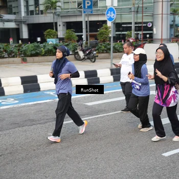 Runner Photo 4497251