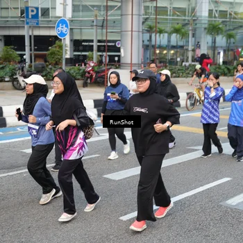 Runner Photo 4497338