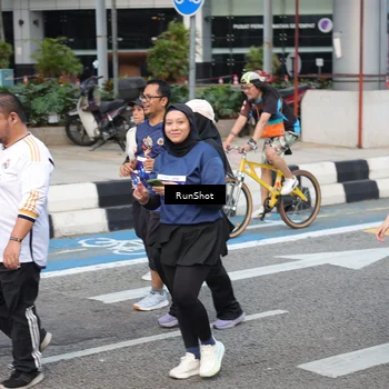 Runner Photo 4497422