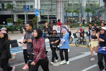 Runner Photo 4497455