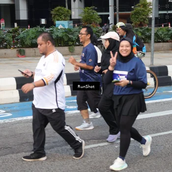Runner Photo 4497494