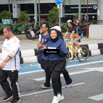 Runner Photo 4497518