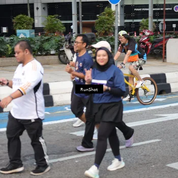 Runner Photo 4497537