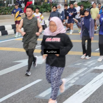 Runner Photo 4497663