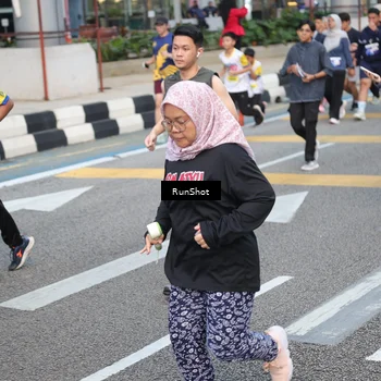 Runner Photo 4497668