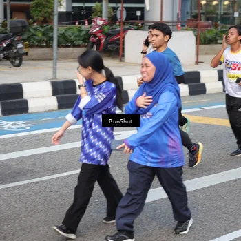 Runner Photo 4497673