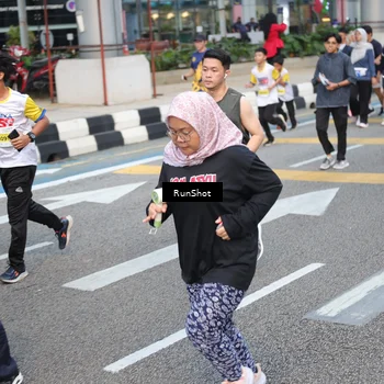 Runner Photo 4497692