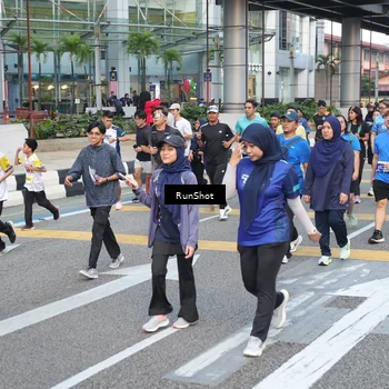 Runner Photo 4497865