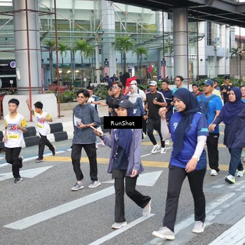 Runner Photo 4497997