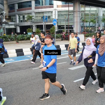 Runner Photo 4498243