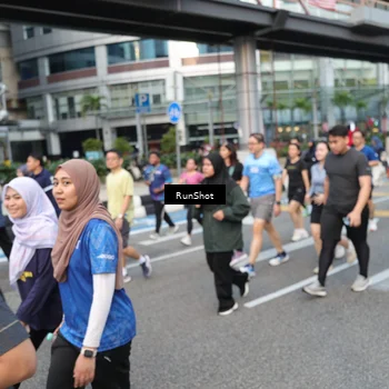 Runner Photo 4498367