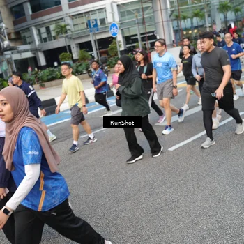 Runner Photo 4498384