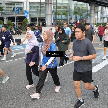 Runner Photo 4498407