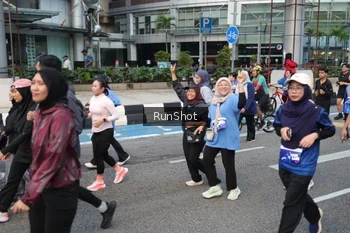 Runner Photo 4498415