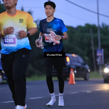 Runner Photo 4498435
