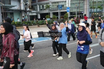 Runner Photo 4498523