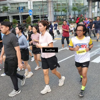Runner Photo 4498534