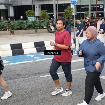 Runner Photo 4498660