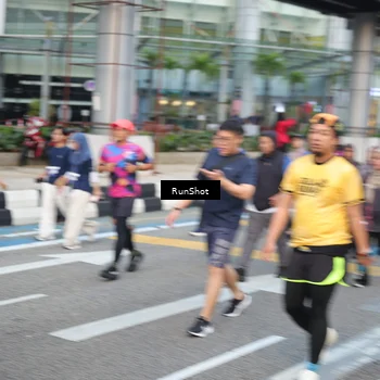 Runner Photo 4498680