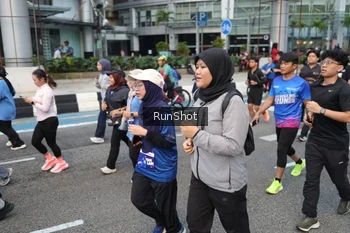 Runner Photo 4499009