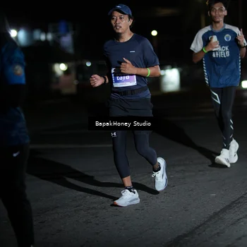 Runner Photo 4499060