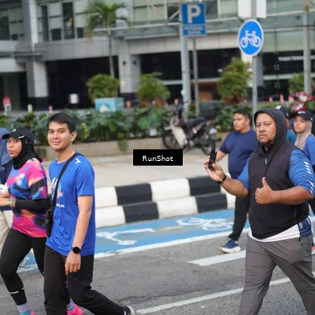 Runner Photo 4499068