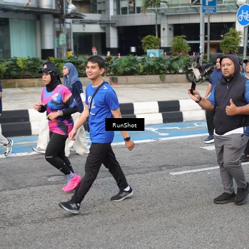 Runner Photo 4499073