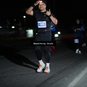 Runner Photo 4499108