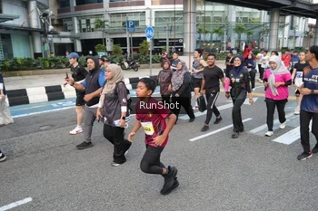 Runner Photo 4499298