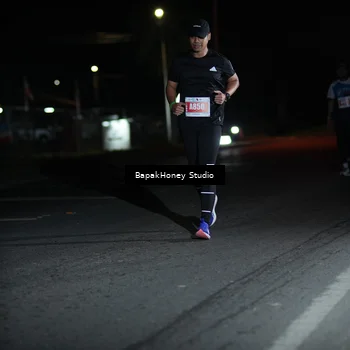 Runner Photo 4499356