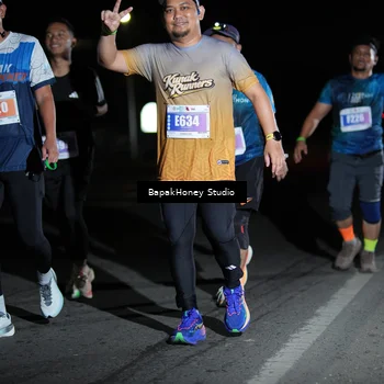 Runner Photo 4499365