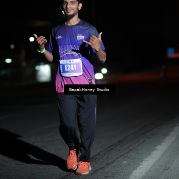 Runner Photo 4499390