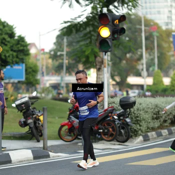 Runner Photo 4499435