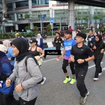 Runner Photo 4499471