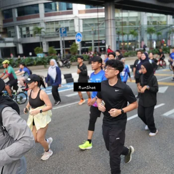 Runner Photo 4499633