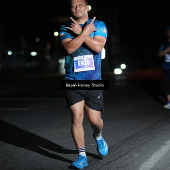 Runner Photo 4499682