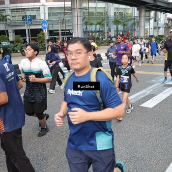 Runner Photo 4499683