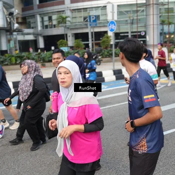 Runner Photo 4499687