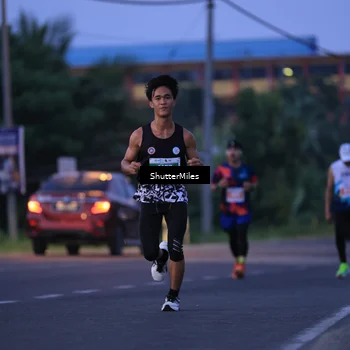Runner Photo 4499691