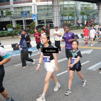 Runner Photo 4499709