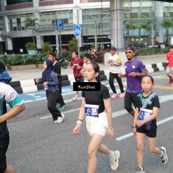 Runner Photo 4499760