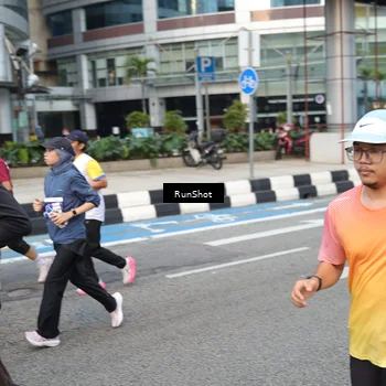 Runner Photo 4499852