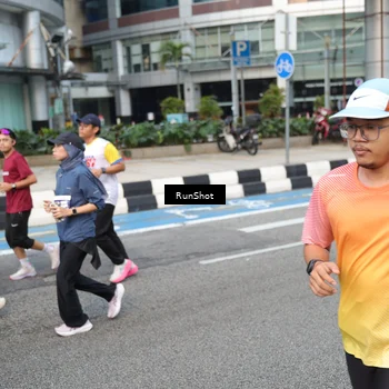 Runner Photo 4499887