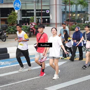 Runner Photo 4499998