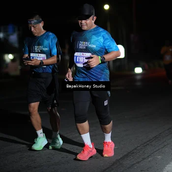 Runner Photo 4500026