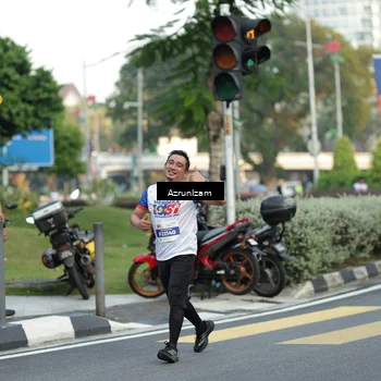 Runner Photo 4500037