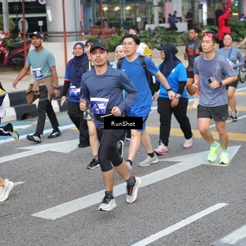Runner Photo 4500043